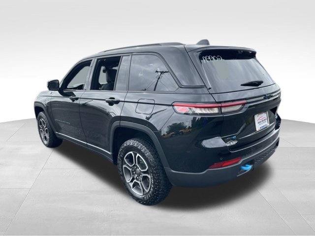 Used 2023 Jeep Grand Cherokee Trailhawk w/ Advanced Protech Group II AWD/4WD image 5