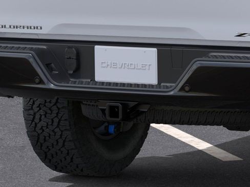 New 2026 Chevrolet Colorado ZR2 AWD/4WD image 14