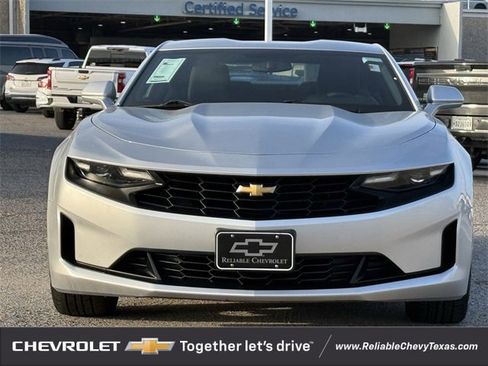 Used 2019 Chevrolet Camaro LT image 3