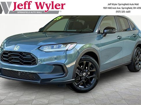 Used 2025 Honda HR-V Sport image 1