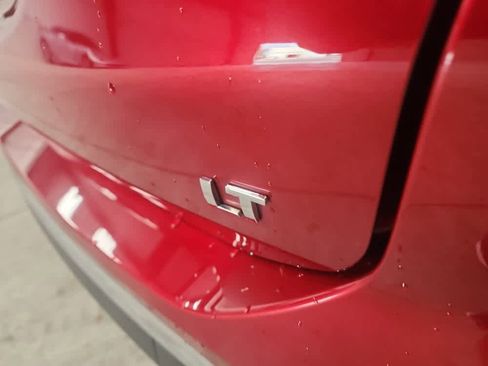 Used 2019 Chevrolet Equinox LT FWD image 16