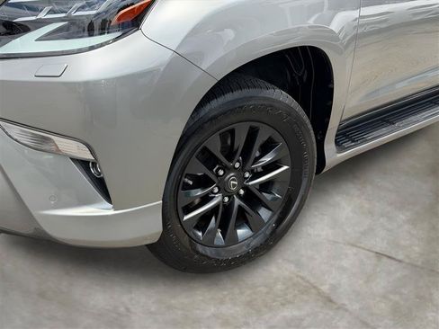 Used 2021 Lexus GX 460 Premium w/ Premium Package AWD/4WD image 4
