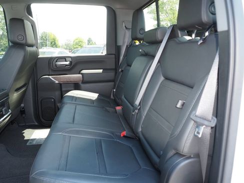 Used 2022 GMC Sierra 3500 Denali w/ Denali Ultimate Package AWD/4WD image 15