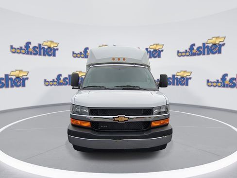 New 2025 Chevrolet Express 3500 w/ Power Convenience Package RWD image 4