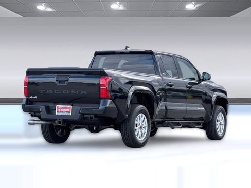 New 2025 Toyota Tacoma SR image 3