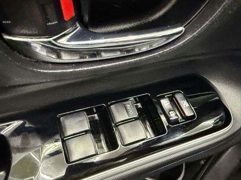 Used 2016 Toyota Prius C Two FWD image 10