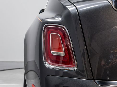 Used 2019 Rolls-Royce Phantom Sedan image 70