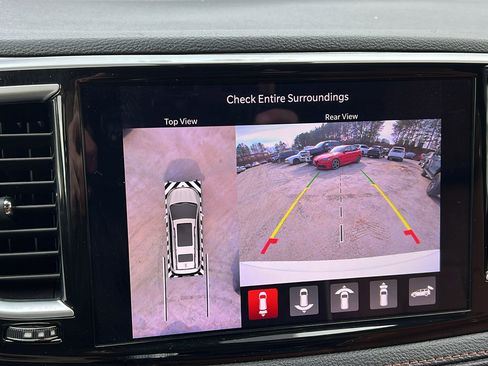 Used 2024 Chrysler Pacifica Pinnacle image 35