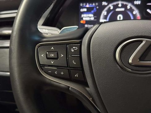 Used 2024 Lexus ES 350 w/ Premium Package FWD image 16