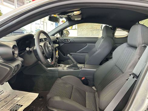 New 2025 Toyota GR86 image 12