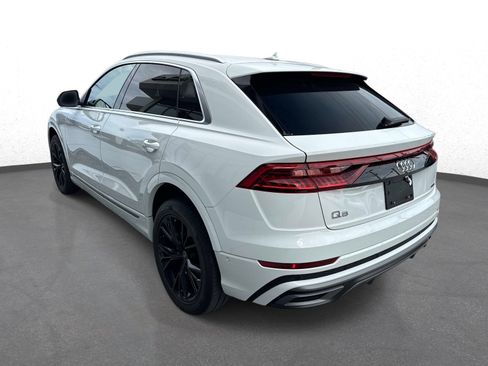 Used 2023 Audi Q8 Premium Plus AWD/4WD image 5