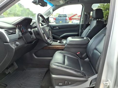 Used 2018 Chevrolet Suburban LT w/ Texas Edition Package image 21
