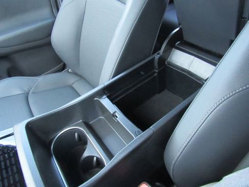 Used 2023 Toyota bZ4X Limited image 52