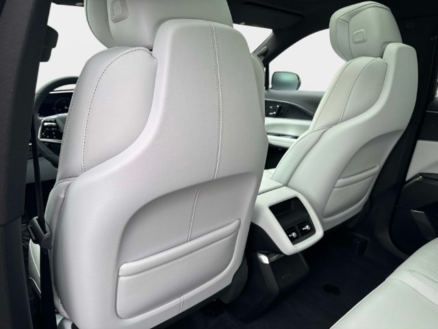 Certified 2024 Cadillac Lyriq Sport AWD/4WD image 16