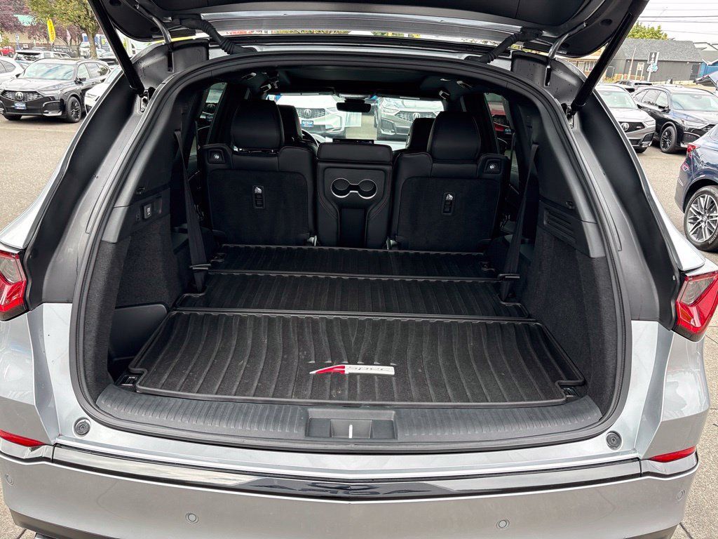 Used 2024 Acura MDX A-Spec AWD/4WD image 8