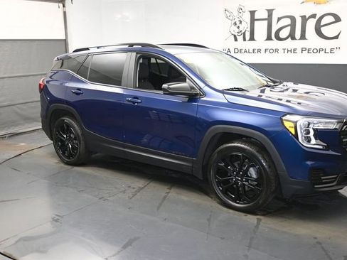 Used 2022 GMC Terrain SLE w/ Driver Convenience Package image 27