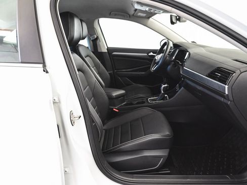 Used 2022 Volkswagen Jetta SE FWD image 18