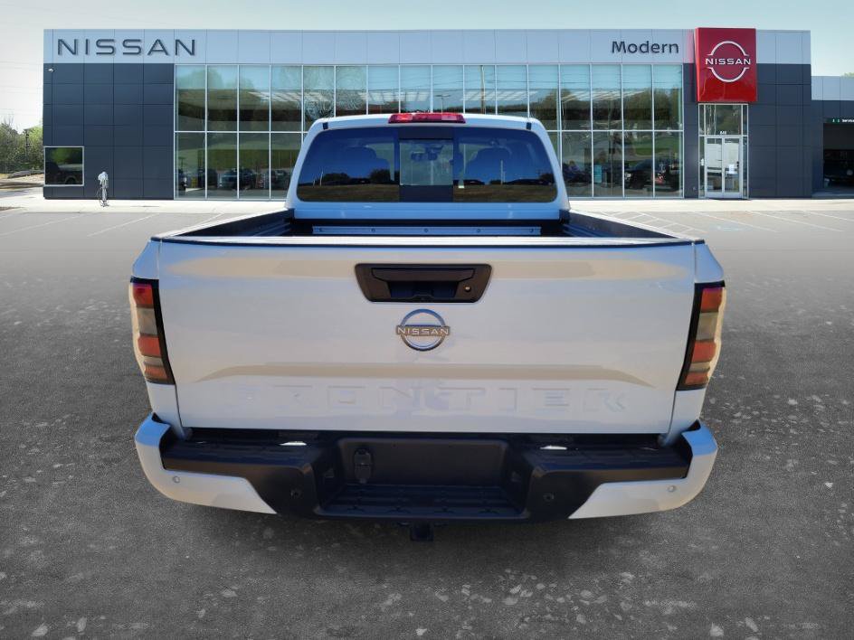 Certified 2025 Nissan Frontier SV w/ SV Convenience Package RWD image 6