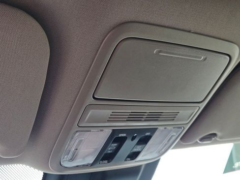 Used 2019 Honda Odyssey EX-L image 18