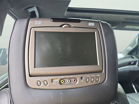 Used 2019 Cadillac Escalade Platinum AWD/4WD image 15