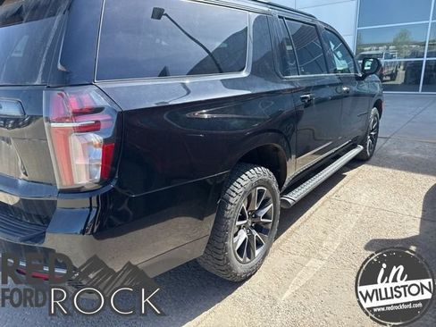 Used 2022 Chevrolet Suburban Z71 w/ Max Trailering Package AWD/4WD image 4