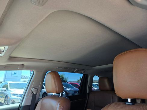 Used 2018 Toyota Highlander Limited Platinum AWD/4WD image 15