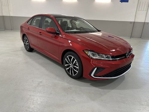 New 2026 Volkswagen Jetta SE FWD image 4