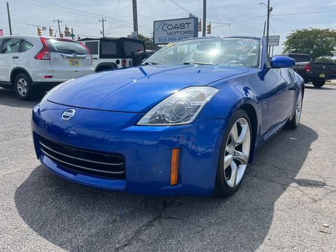 Used 2006 Nissan 350Z Touring RWD image 15