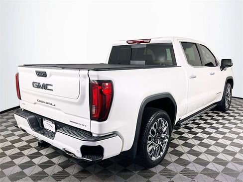 Used 2024 GMC Sierra 1500 Denali Ultimate image 8