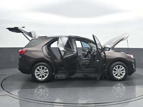 Used 2020 Chevrolet Equinox LT AWD/4WD image 36