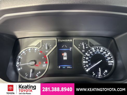 Used 2025 Toyota Tundra SR5 w/ SR5 Premium Package AWD/4WD image 24