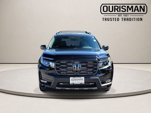 Used 2023 Honda Passport TrailSport image 4