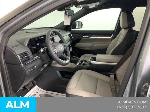Used 2026 GMC Terrain Elevation w/ Elevation Premium Package AWD/4WD image 8