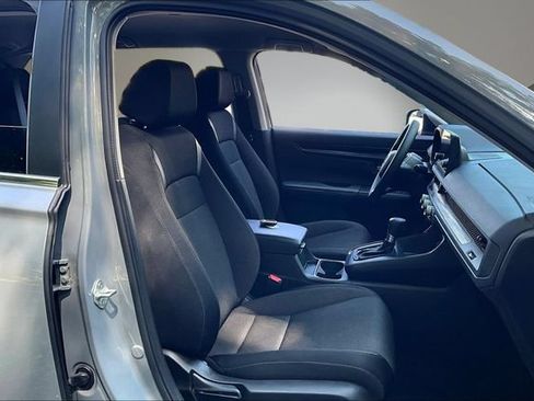 Used 2025 Honda CR-V LX image 30