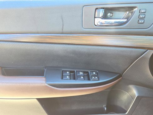 Used 2013 Subaru Outback 2.5i Limited w/ Special Appearance Pkg image 40