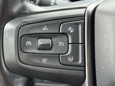 Used 2023 GMC Yukon Denali Ultimate AWD/4WD image 38