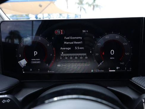 New 2026 Nissan Kicks SR image 34