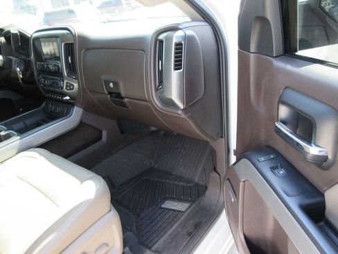 Certified 2015 Chevrolet Silverado 1500 LTZ Z71 w/ LTZ Plus Package image 21