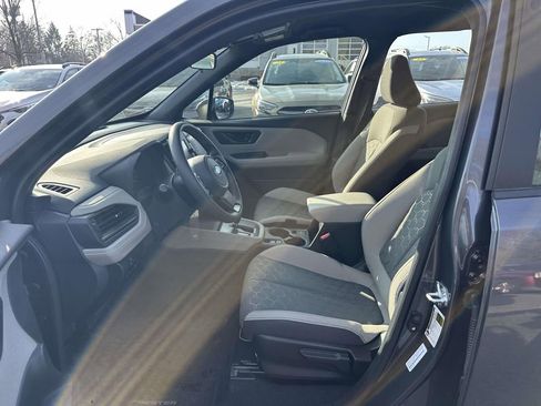 Used 2025 Subaru Forester AWD/4WD image 14