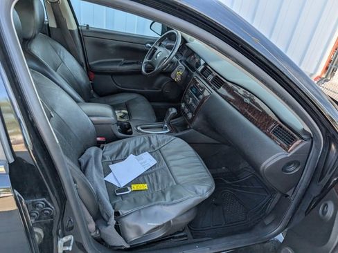 Used 2013 Chevrolet Impala LTZ image 17