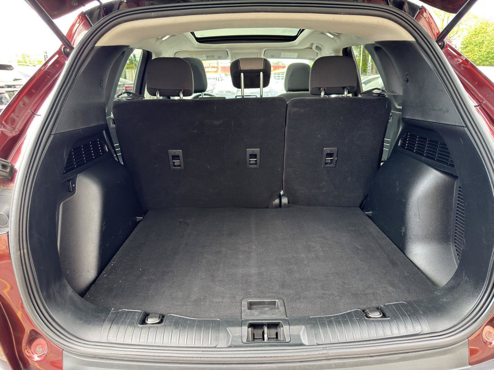 Used 2021 Ford Escape SE w/ Cold Weather Package FWD image 33