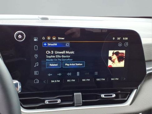 Used 2026 Chevrolet Equinox LT w/ Convenience Package II image 12