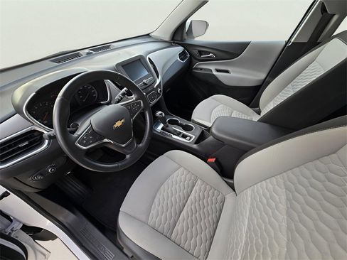 Used 2018 Chevrolet Equinox LT image 60