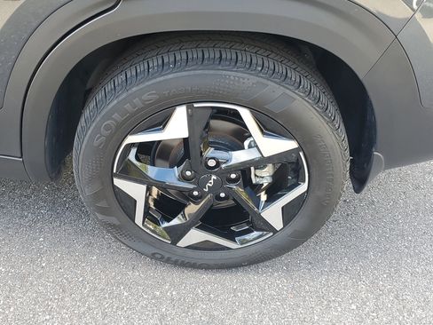 Certified 2025 Kia Seltos EX image 38