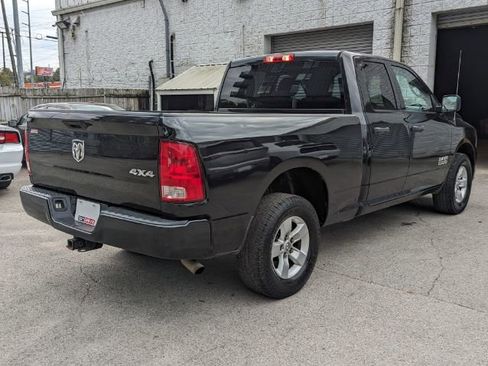 Used 2017 RAM 1500 Express image 6