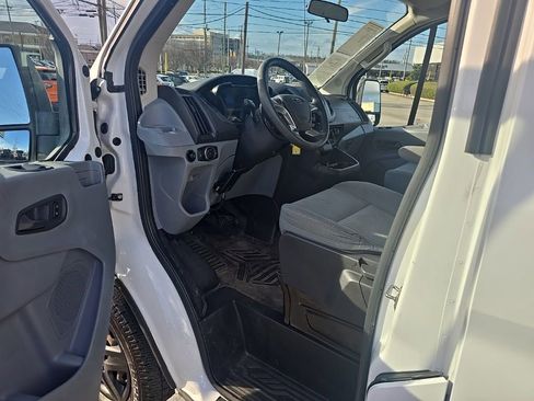 Used 2015 Ford Transit 250 130 Low Roof w/ Exterior Upgrade Package image 12