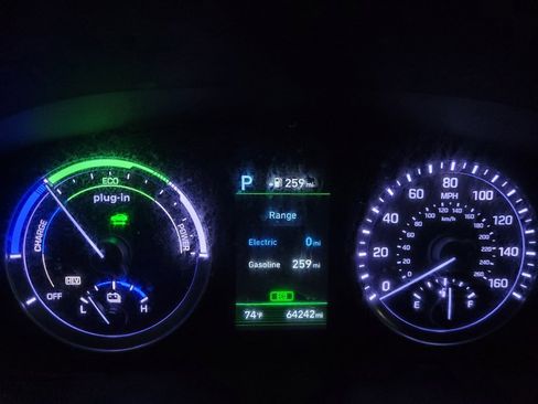 Used 2019 Hyundai Sonata Limited FWD image 23
