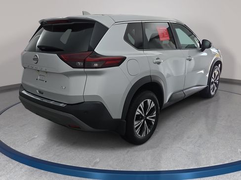 Certified 2023 Nissan Rogue SV FWD image 5