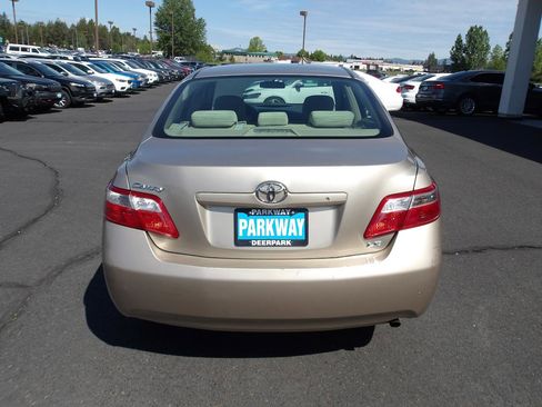 Used 2007 Toyota Camry LE FWD image 4