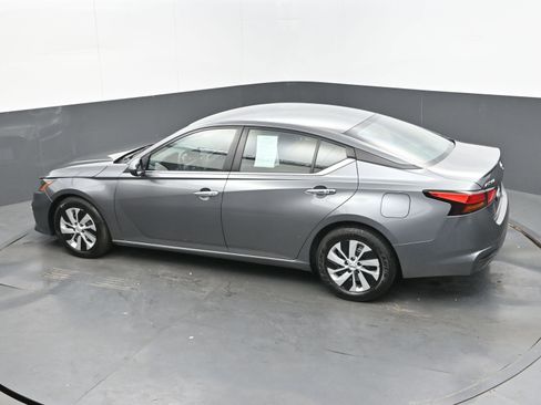 Used 2022 Nissan Altima 2.5 S image 33